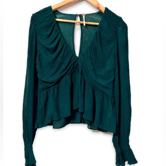 Free People Tops - Free People Women's Daia Top in the Garden Gem Emerald Green color Size Small